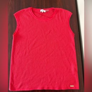 Misses Calvin Klein, Ribbed Sleeveless Top. Size large.